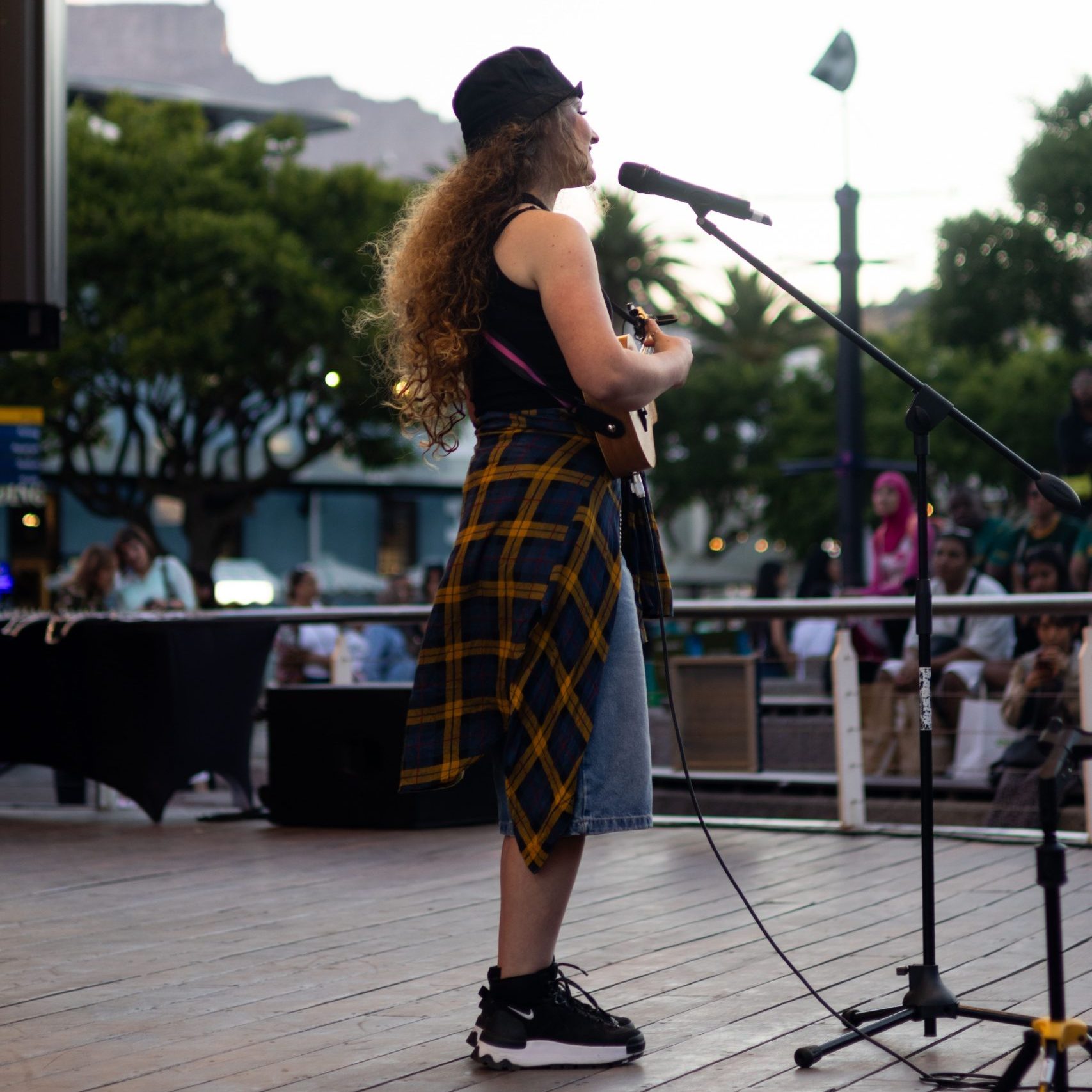 Onblusbaar Press Shot 25