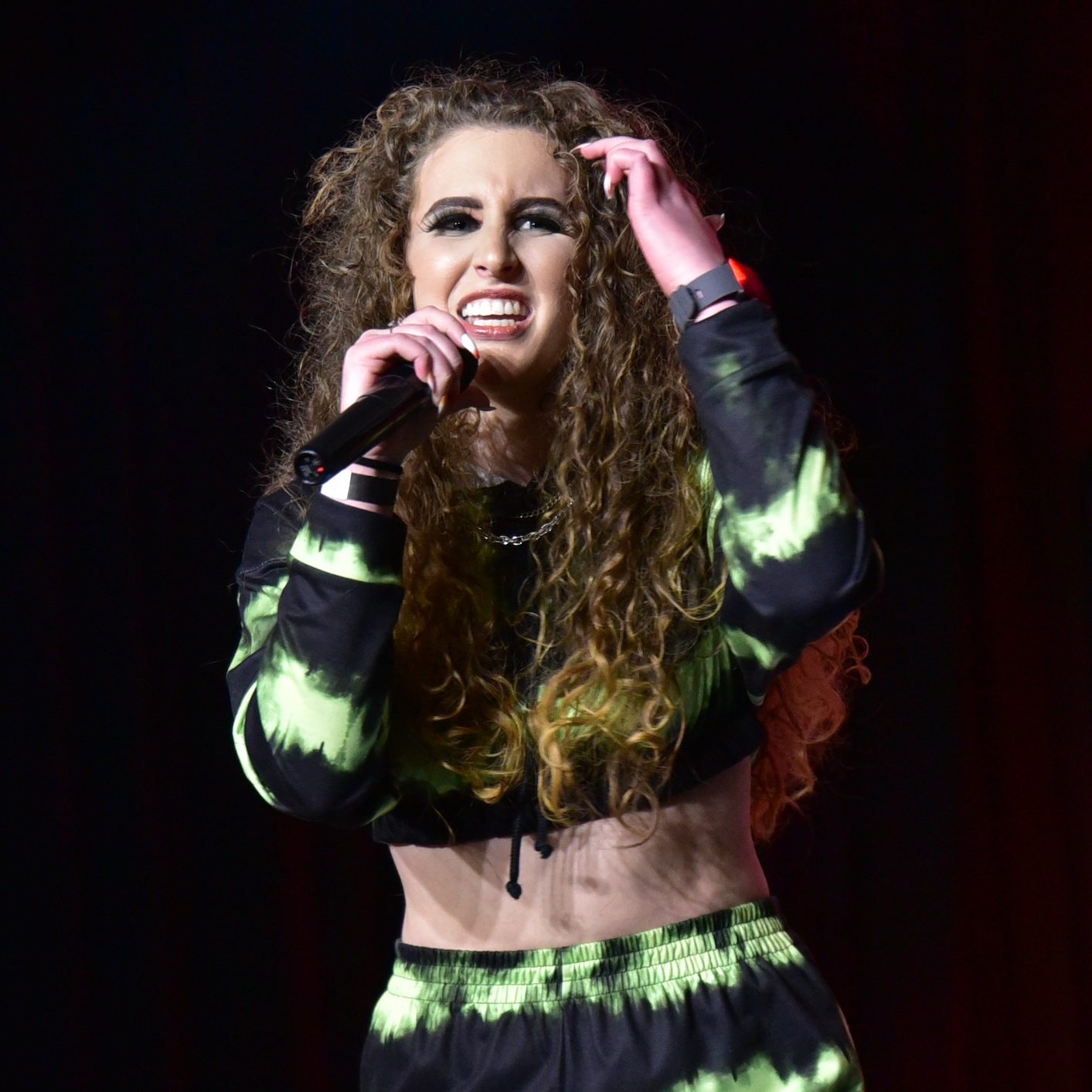 Onblusbaar Press Shots 16