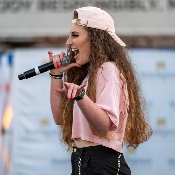 Onblusbaar Press Shots 17